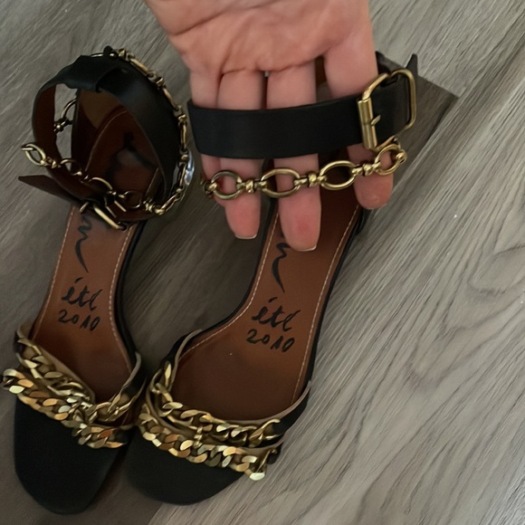 Vintage Lanvin sandals, size 37.5 - Picture 4 of 8